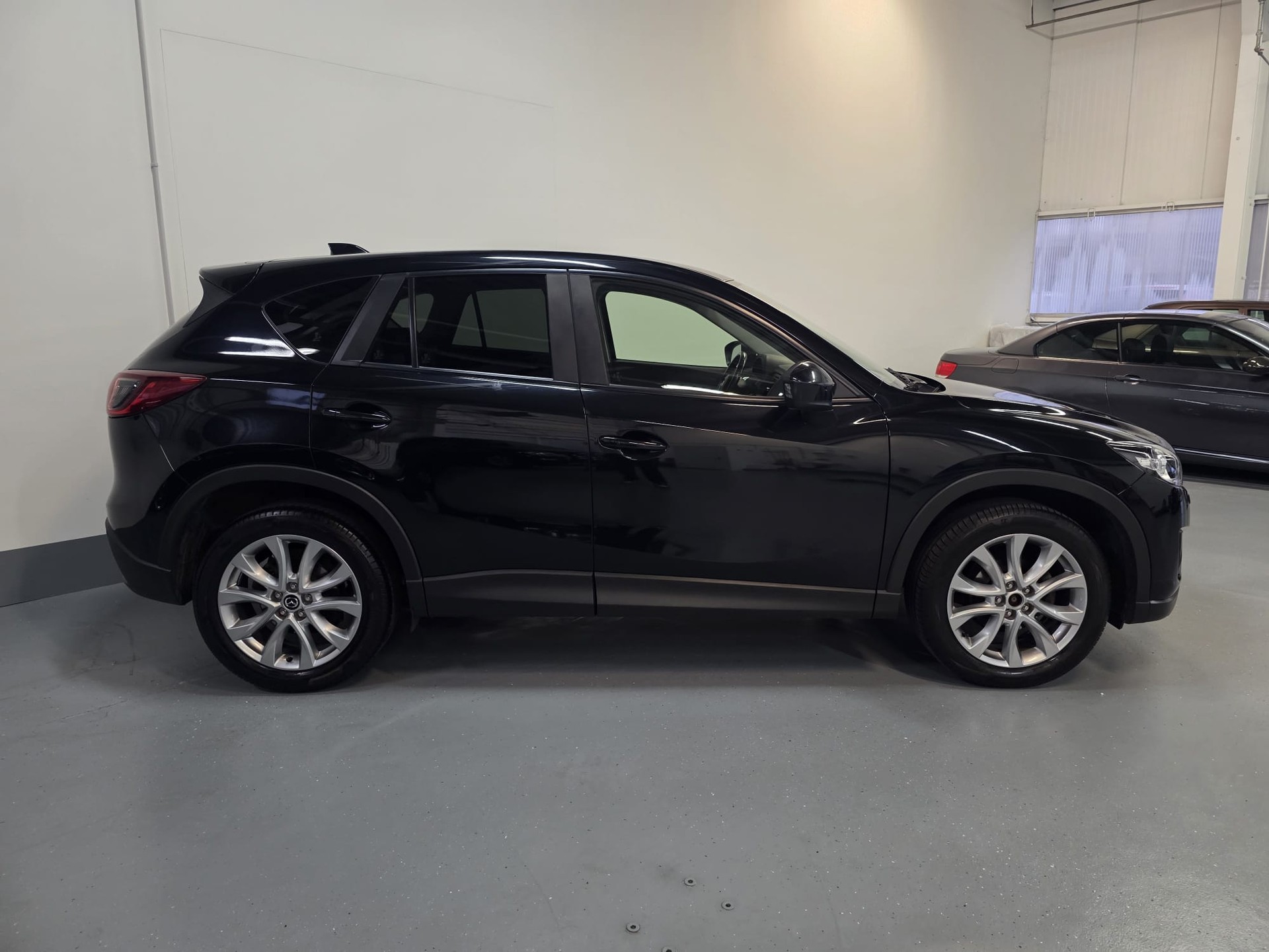 MAZDA CX-5 2.2 D HP Revolution AWD Automatic-image-6