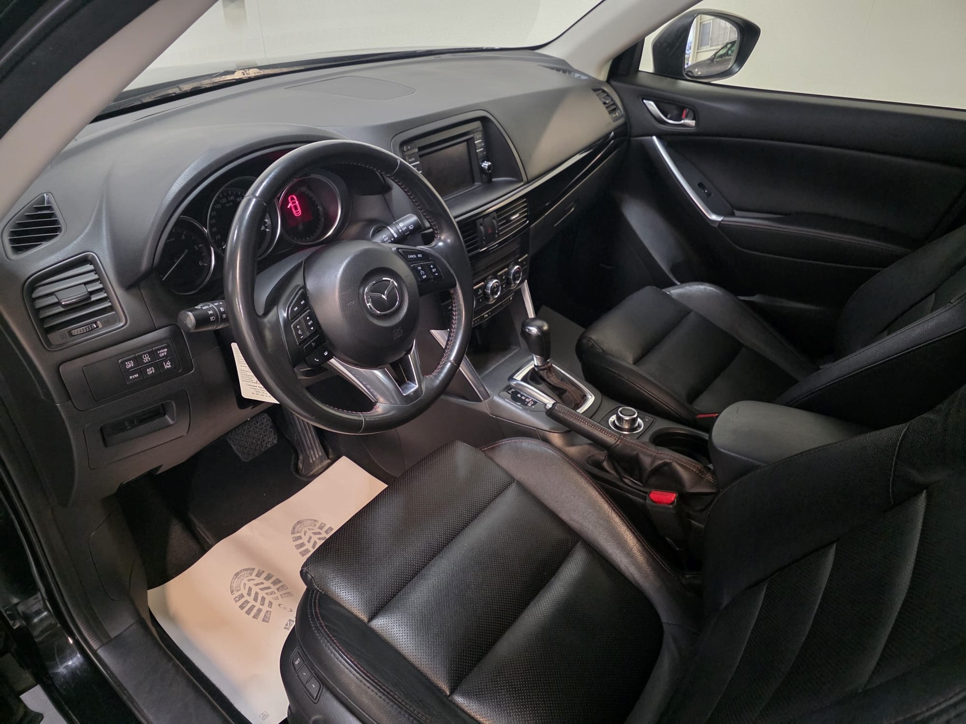 MAZDA CX-5 2.2 D HP Revolution AWD Automatic-image-17