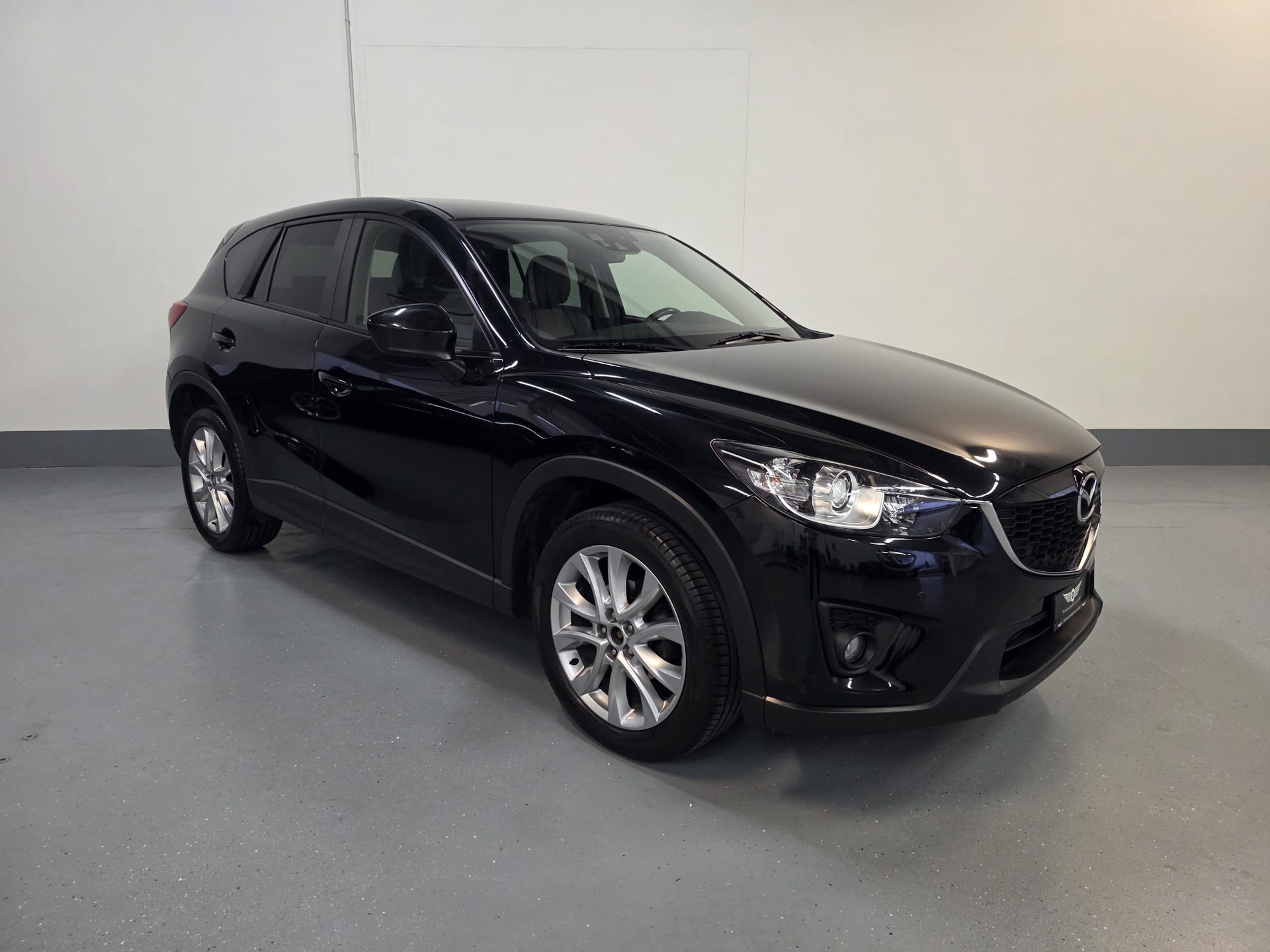 MAZDA CX-5 2.2 D HP Revolution AWD Automatic-image-2