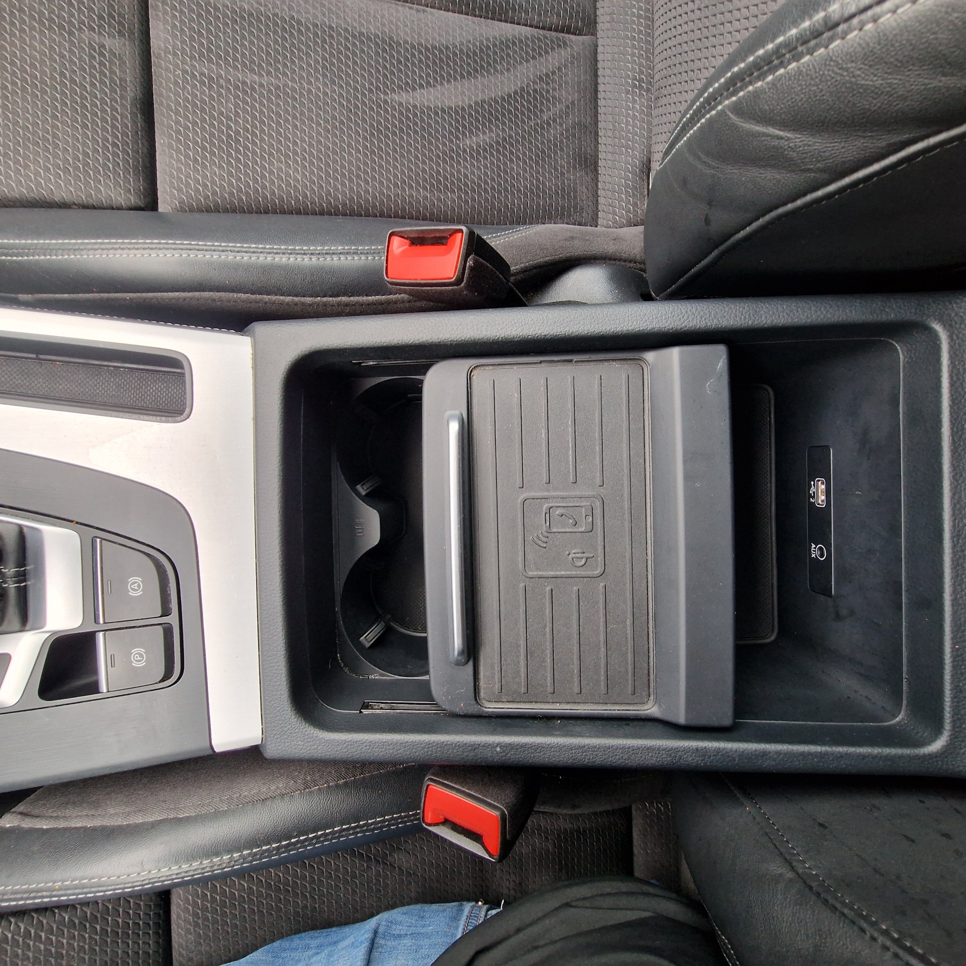 AUDI Q5 45 TFSI sport quattro S-tronic-image-14