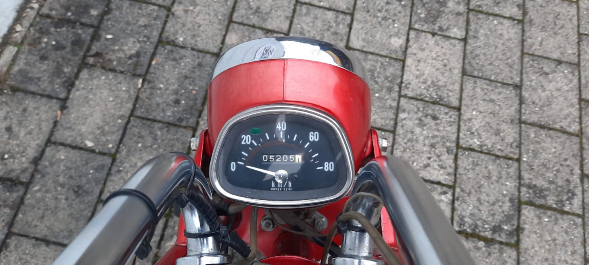 HONDA Dax ST 50-showroom-element-1