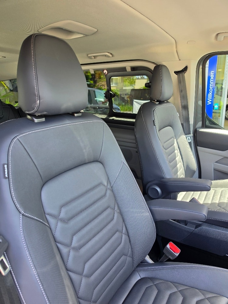 FORD Tourneo Bus 320 L2H1 TitaniumX Automat-image-7