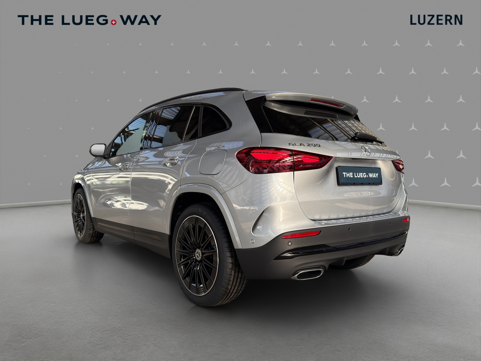 MERCEDES-BENZ GLA 200 Night Star 7G-DCT-image-2
