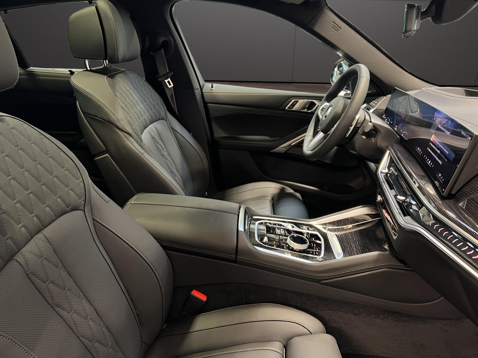 BMW X6 xDrive40d M Sport-image-17