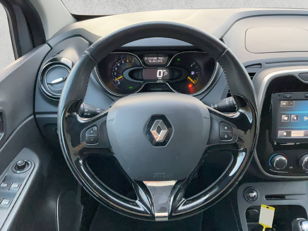 RENAULT Captur 1.2 TCe Dynamique EDC-image-9