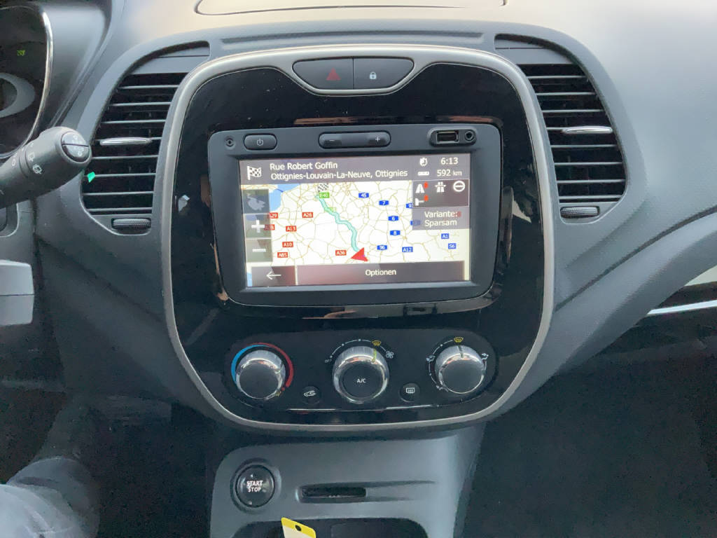 RENAULT Captur 1.2 TCe Dynamique EDC-image-11