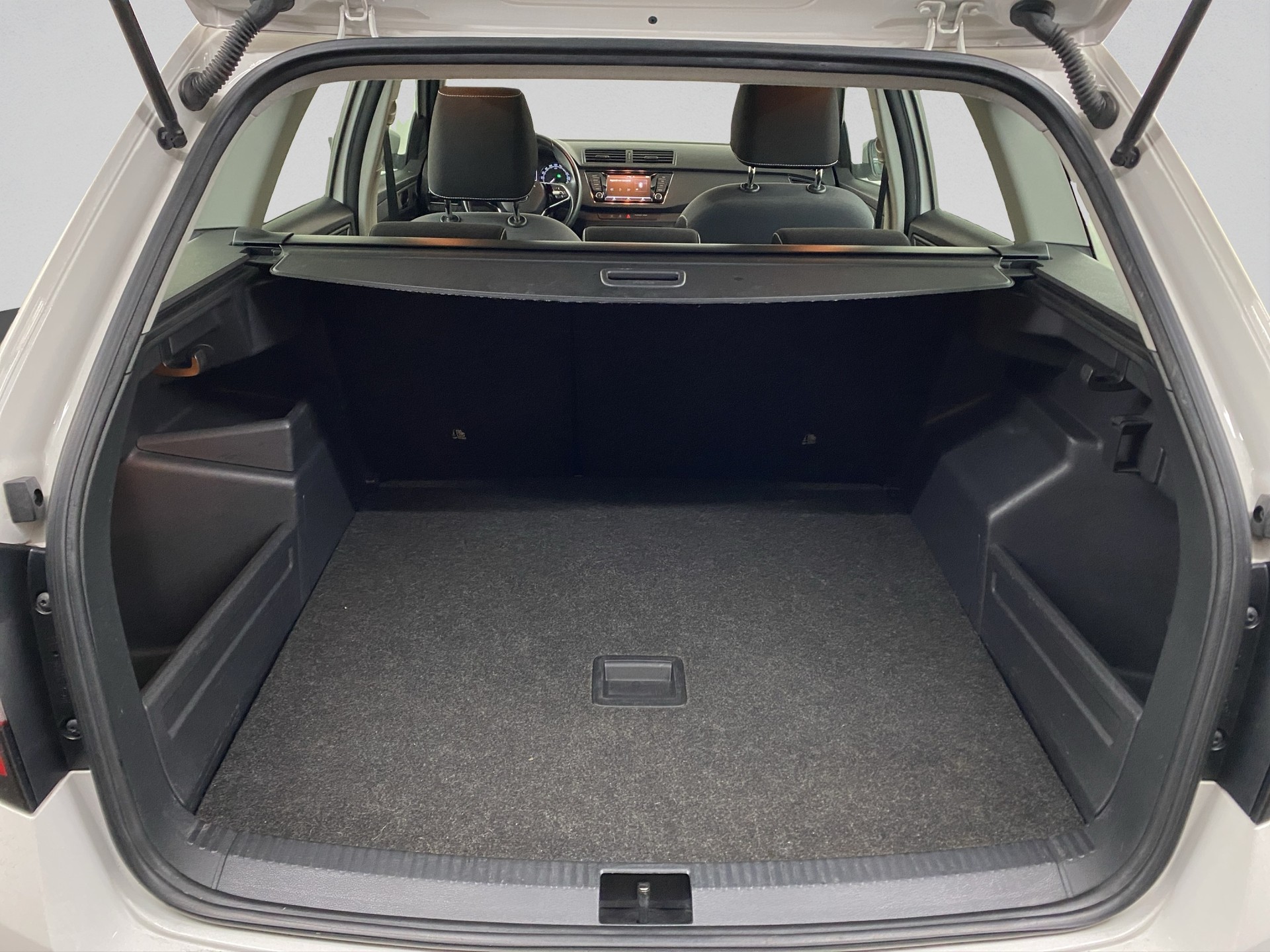 SKODA Fabia Combi 1.0 TSI Ambition DSG-image-23