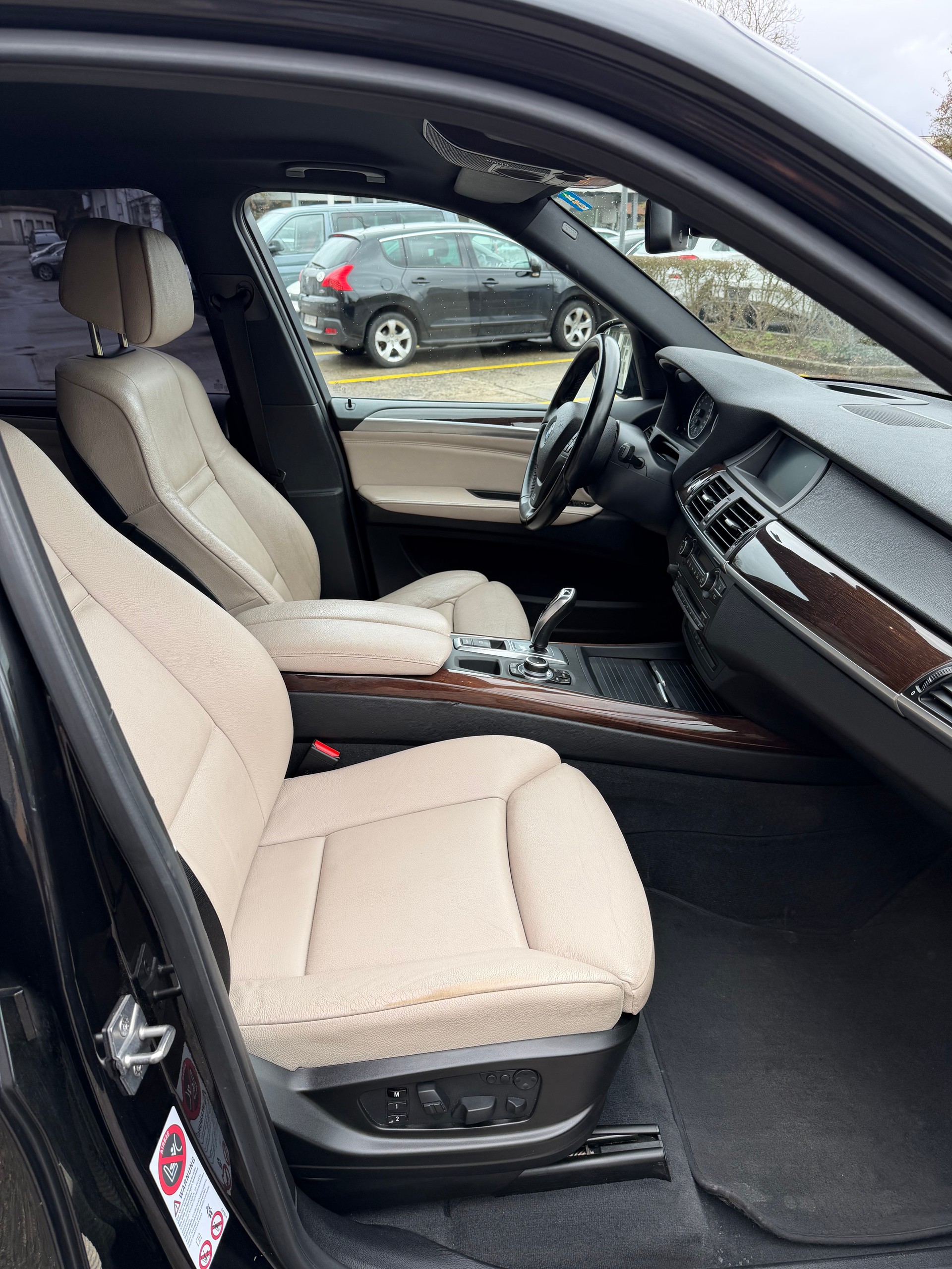 BMW X5 xDrive 40d Steptronic-image-15