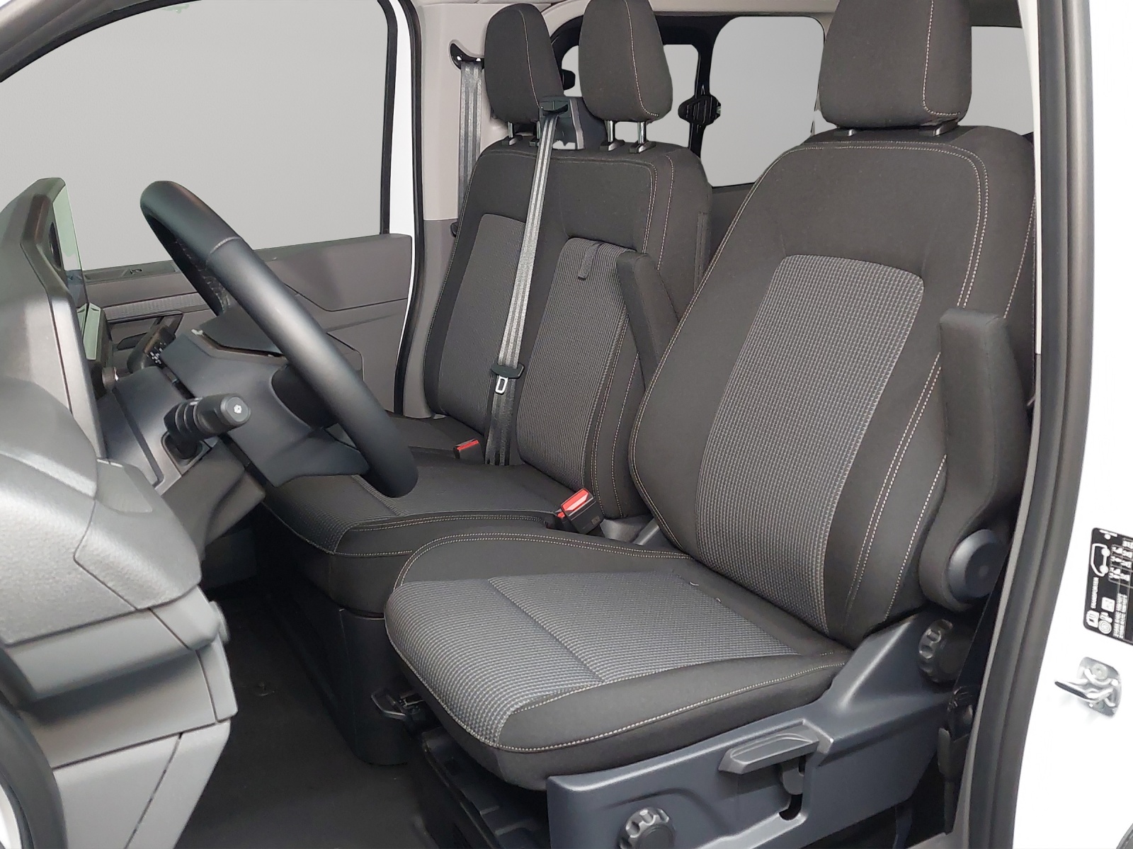 VW Transporter Kombi-image-5