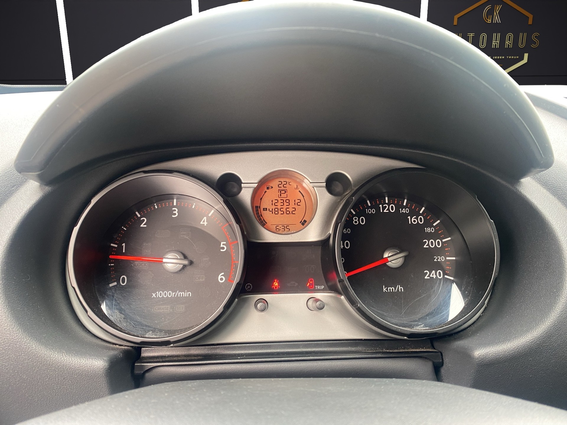 NISSAN Qashqai 2.0 dCi 4WD acenta Automatic-image-12