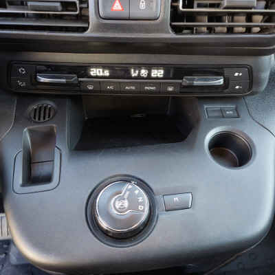 CITROEN Berlingo 1.5HDi FPa. EAT8-image-12