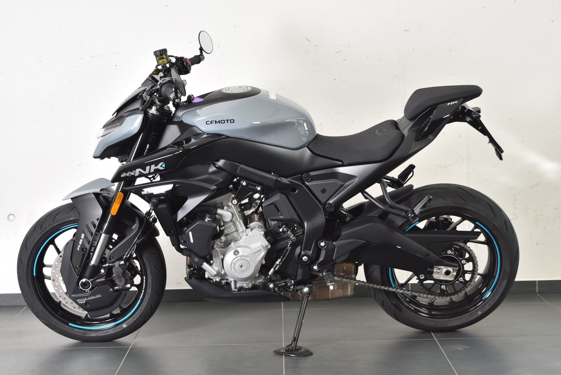CF MOTO 675 NK