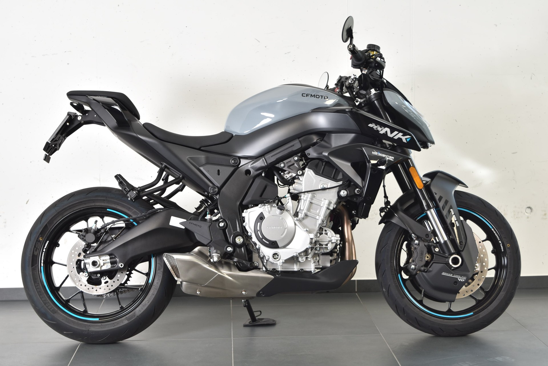 CF MOTO 675 NK-showroom-element-3