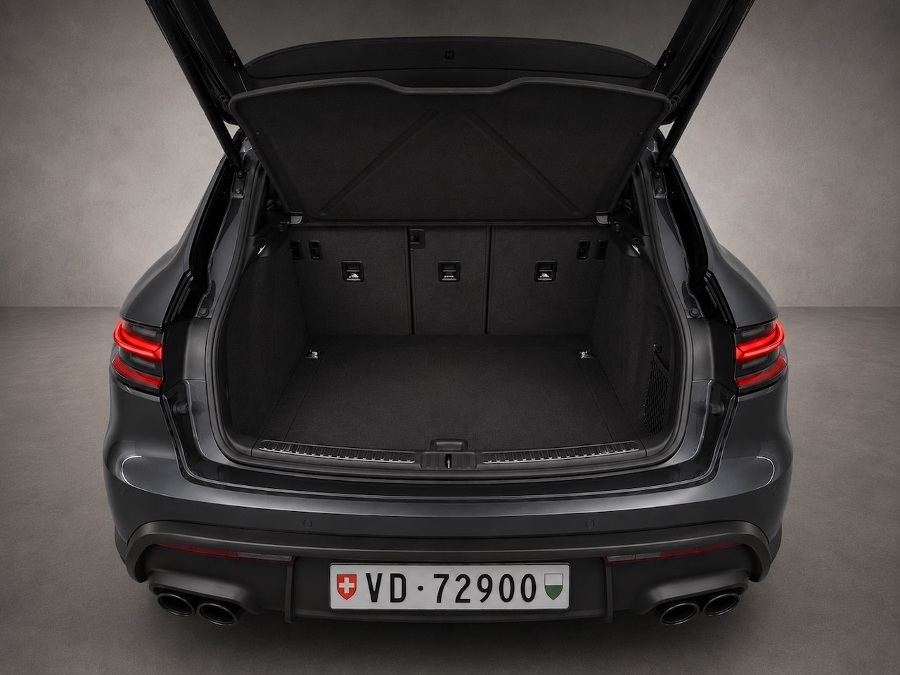 PORSCHE Macan T PDK-image-13
