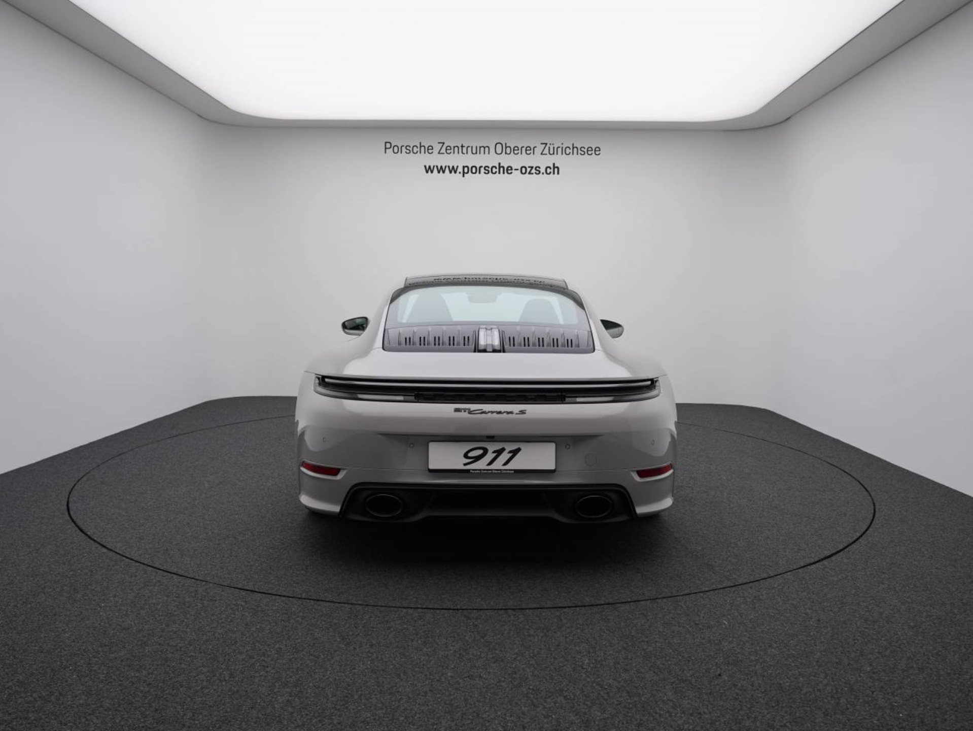 PORSCHE 911 Carrera S-image-5