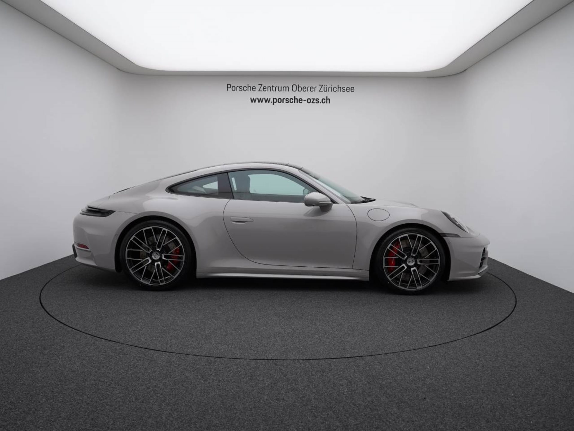 PORSCHE 911 Carrera S-image-7
