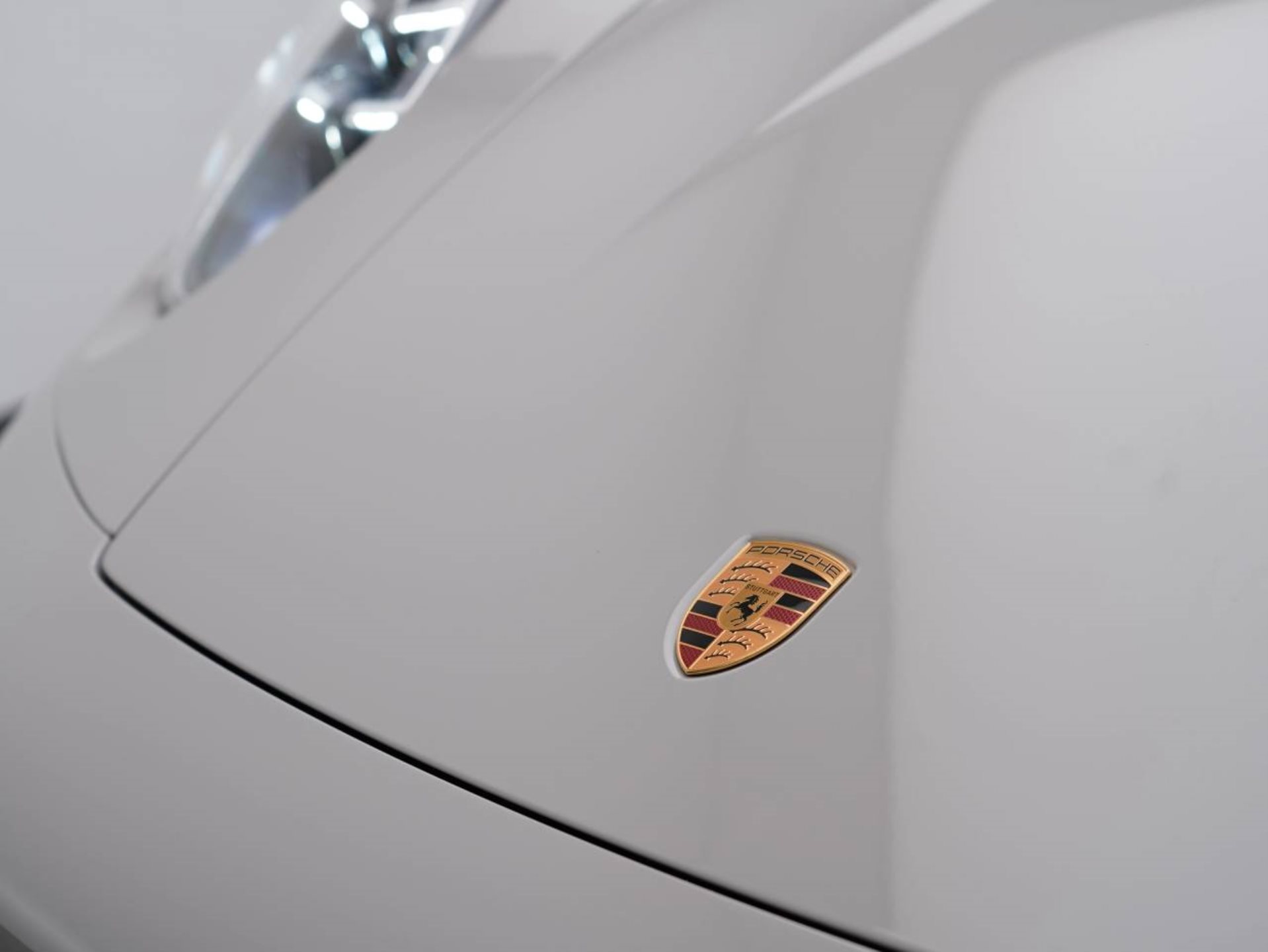 PORSCHE 911 Carrera S-image-11