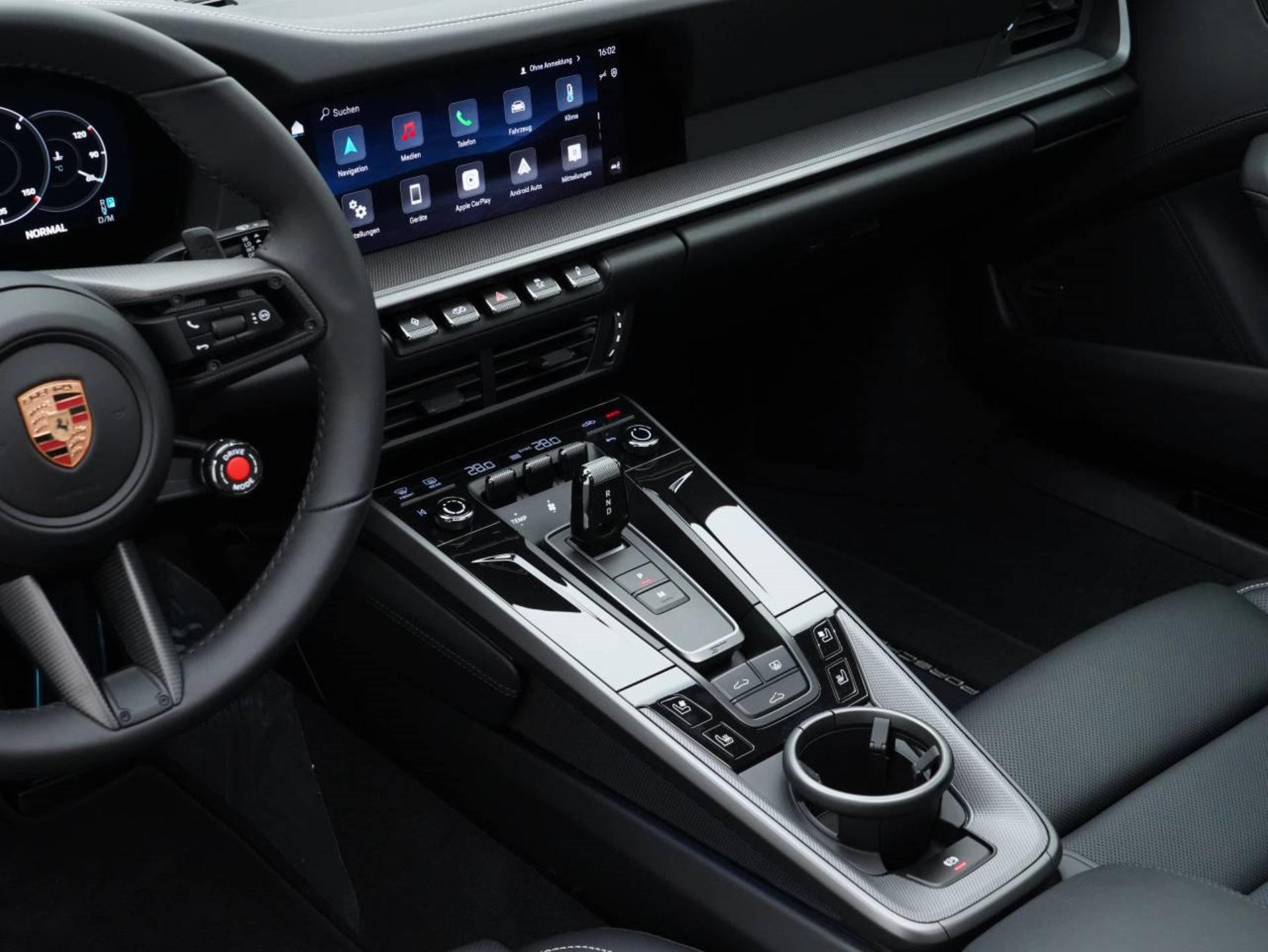 PORSCHE 911 Carrera S-image-17