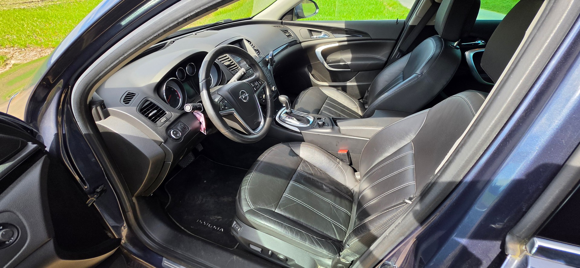 OPEL Insignia Sports Tourer 2.0 Turbo Cosmo Automatic-image-8