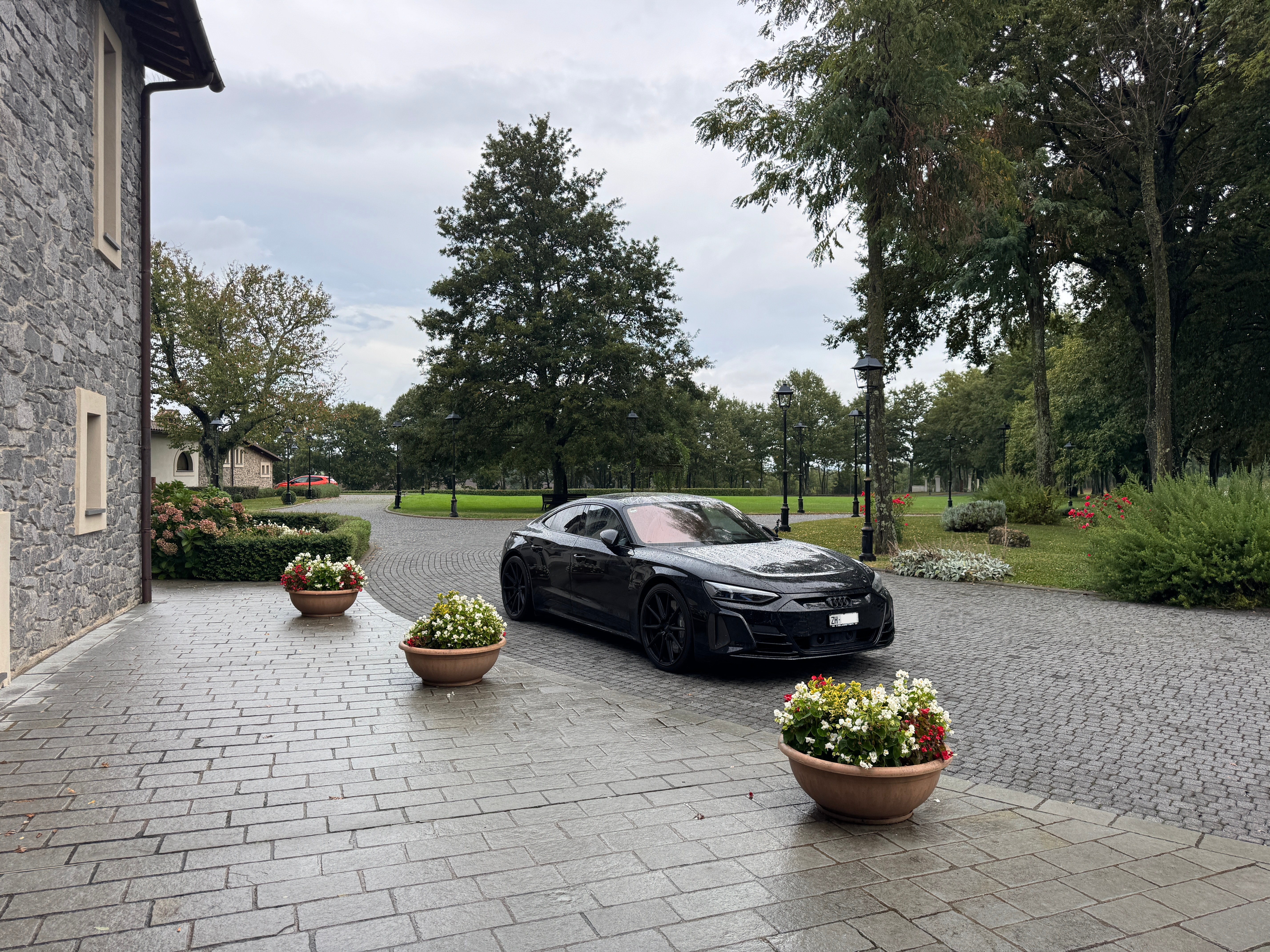 Car photo