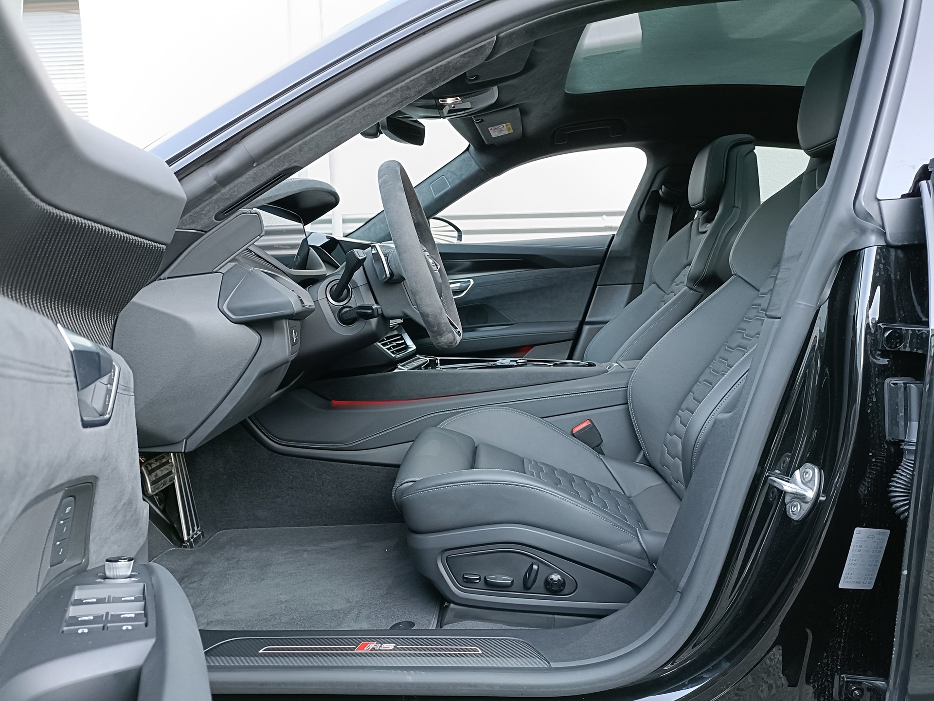 AUDI RS e-tron GT quattro *beste Preis/Leistung*-image-14
