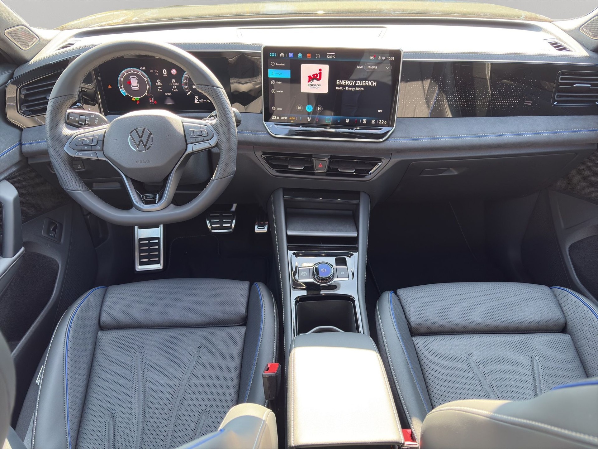 VW Tiguan 2.0 TSI DSG R-Line 4Motion-image-6