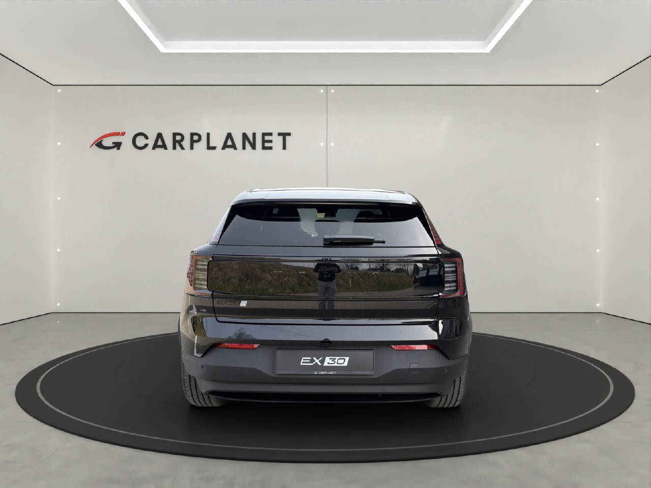 VOLVO EX30 E60 Plus BLACK EDITION-image-4
