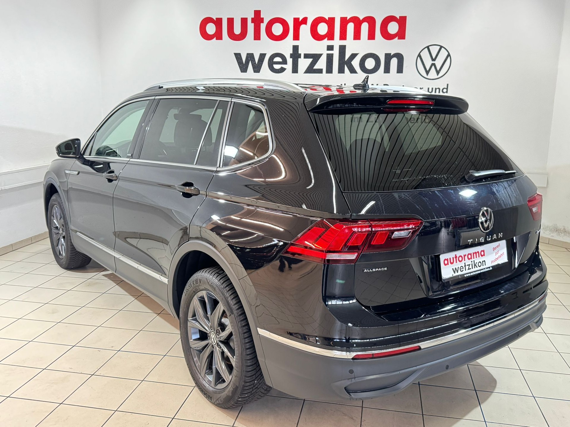 VW Tiguan Allspace 1.5 TSI Life DSG-image-2