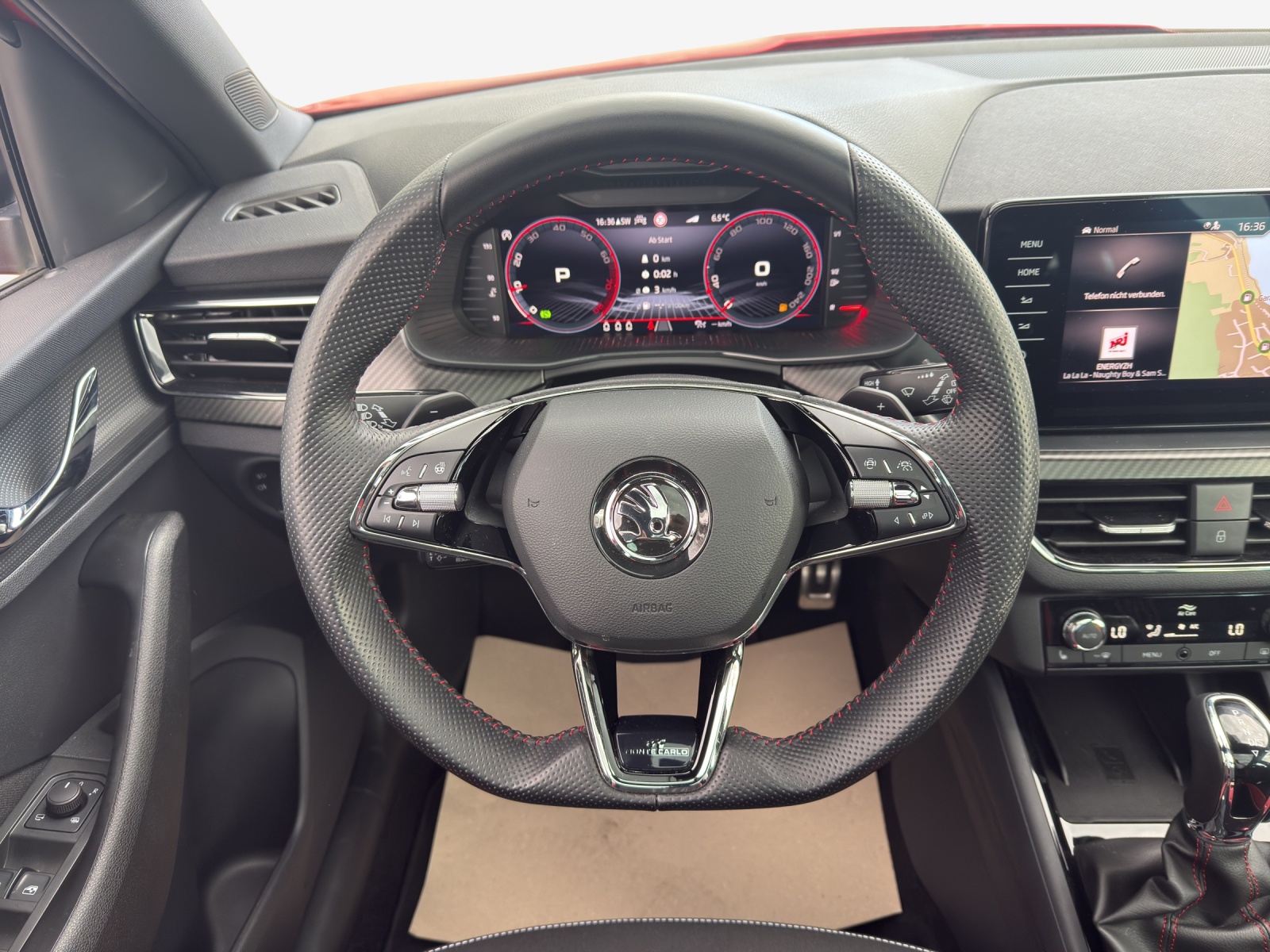 SKODA Kamiq 1.0 TSI Monte Carlo DSG-image-9