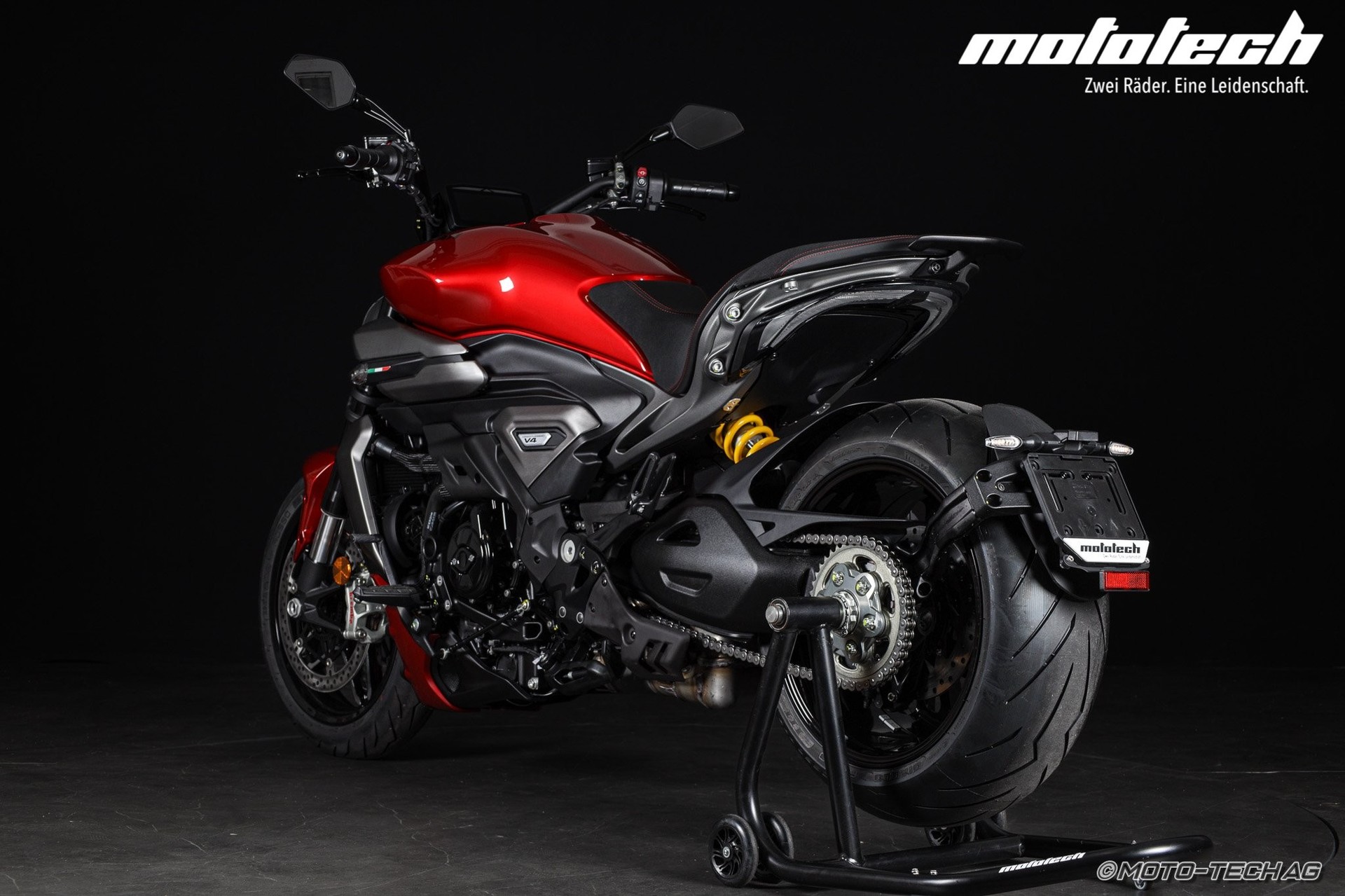 DUCATI X Diavel V4 / 4 JAHRE GARANTIE-image-4