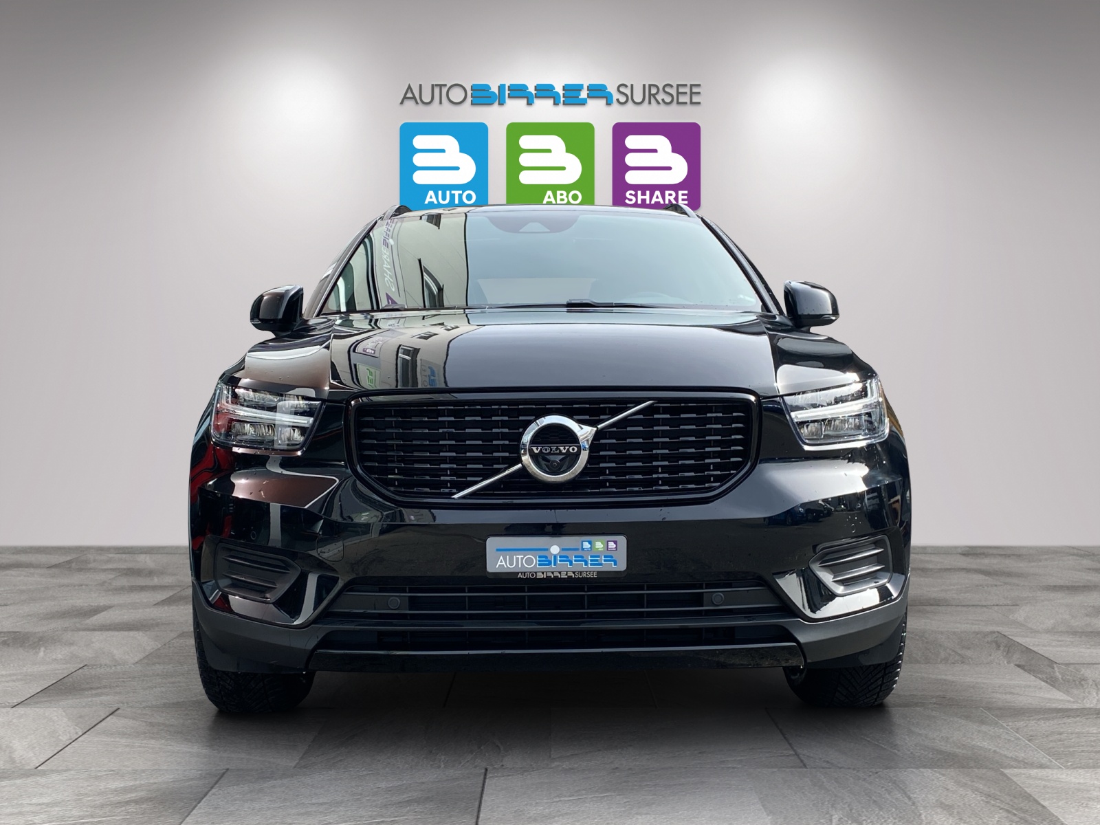 VOLVO XC40 2.0 D4 R-Design AWD-image-1