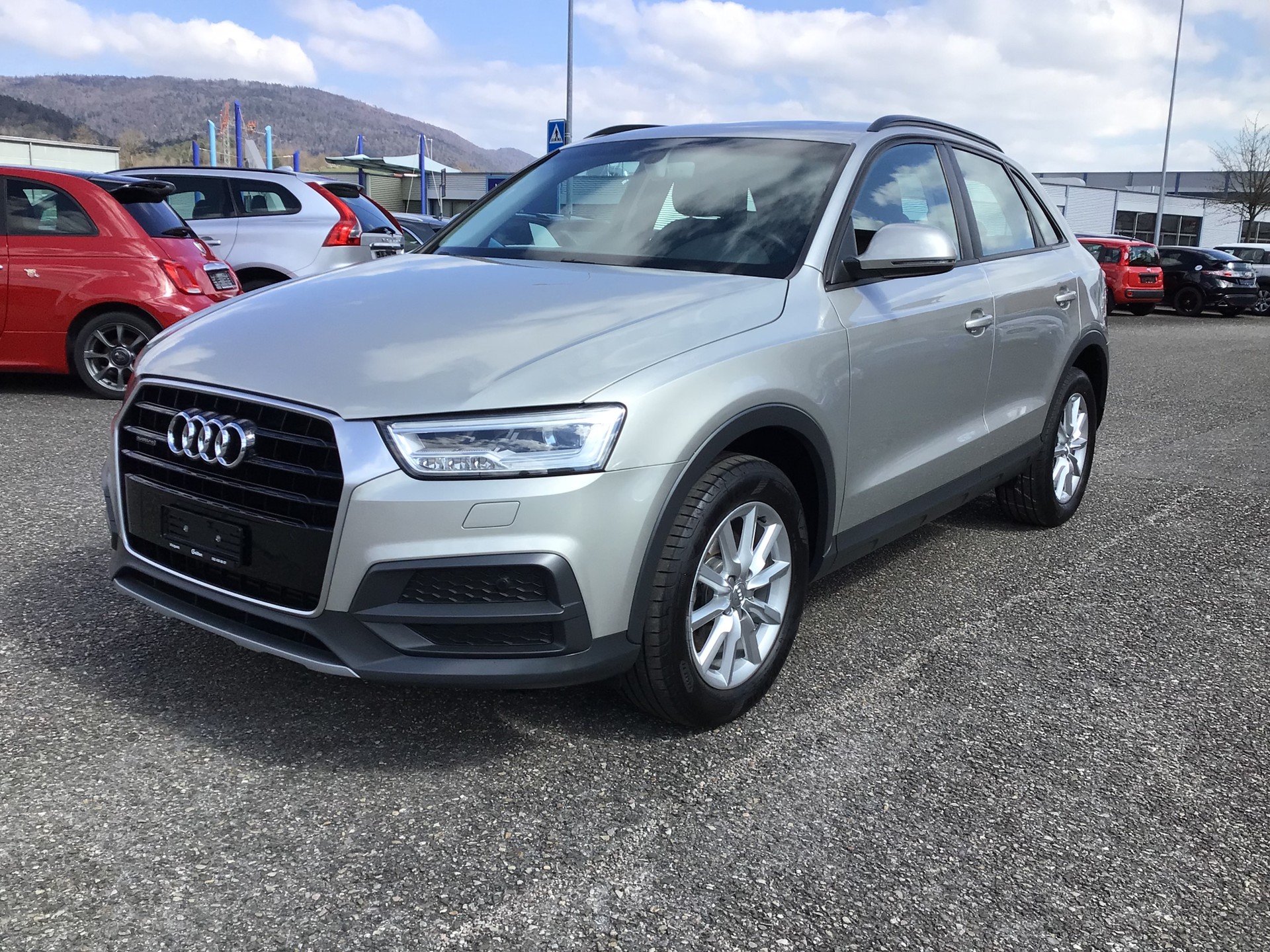 AUDI Q3 2.0 TFSI quattro S-tronic