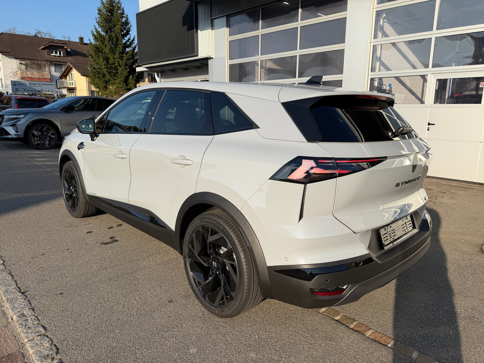 RENAULT Symbioz 1.8 E-Tech esprit Alpine-showroom-element-1