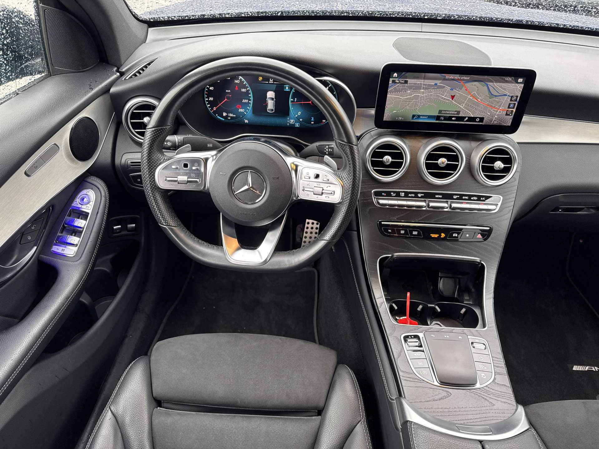 MERCEDES-BENZ GLC Coupé 400 d 330PS AMG-Line 4Matic G-Tronic Automat-image-4