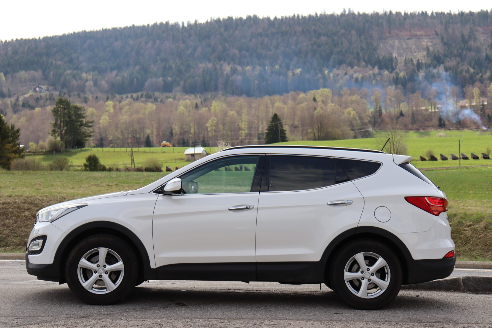 HYUNDAI Santa Fe 2.2 CRDI Premium 4WD Automatic • Expertise du jour • Service à jour-image-4