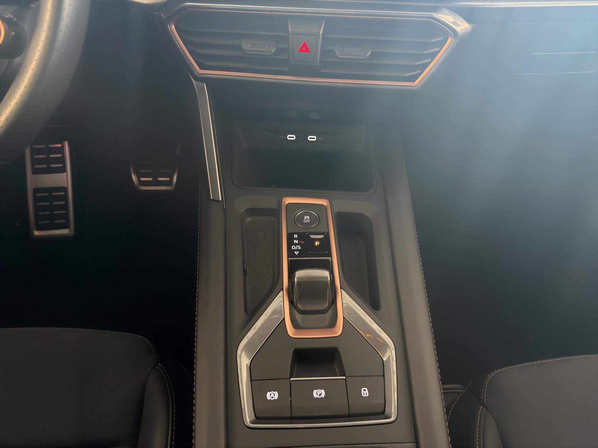 CUPRA Formentor 2.0 TSI VZ 4Drive DSG-image-15