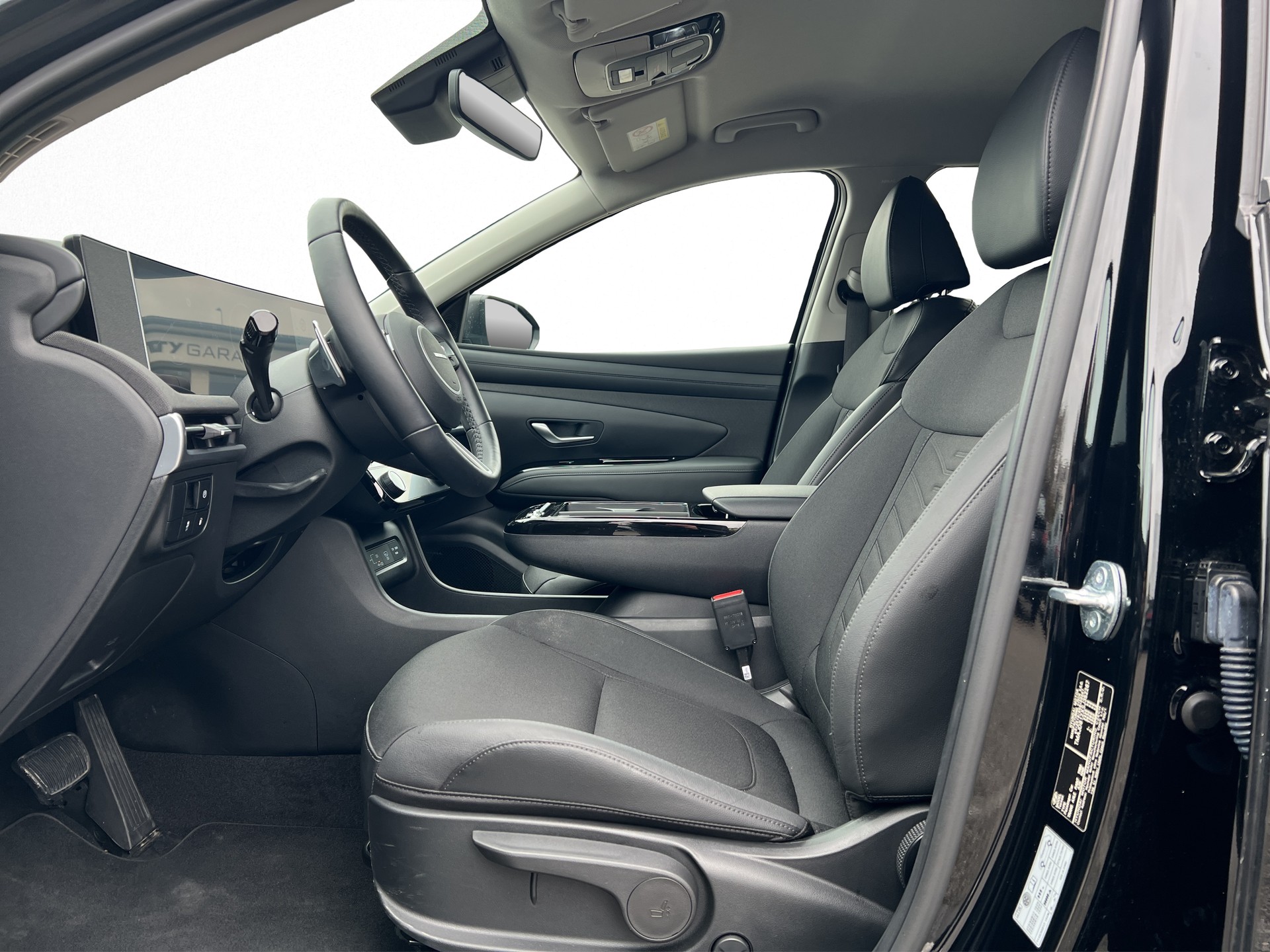 HYUNDAI Tucson 1.6 T-GDi Plug-in Hybrid Amplia 4WD-image-7