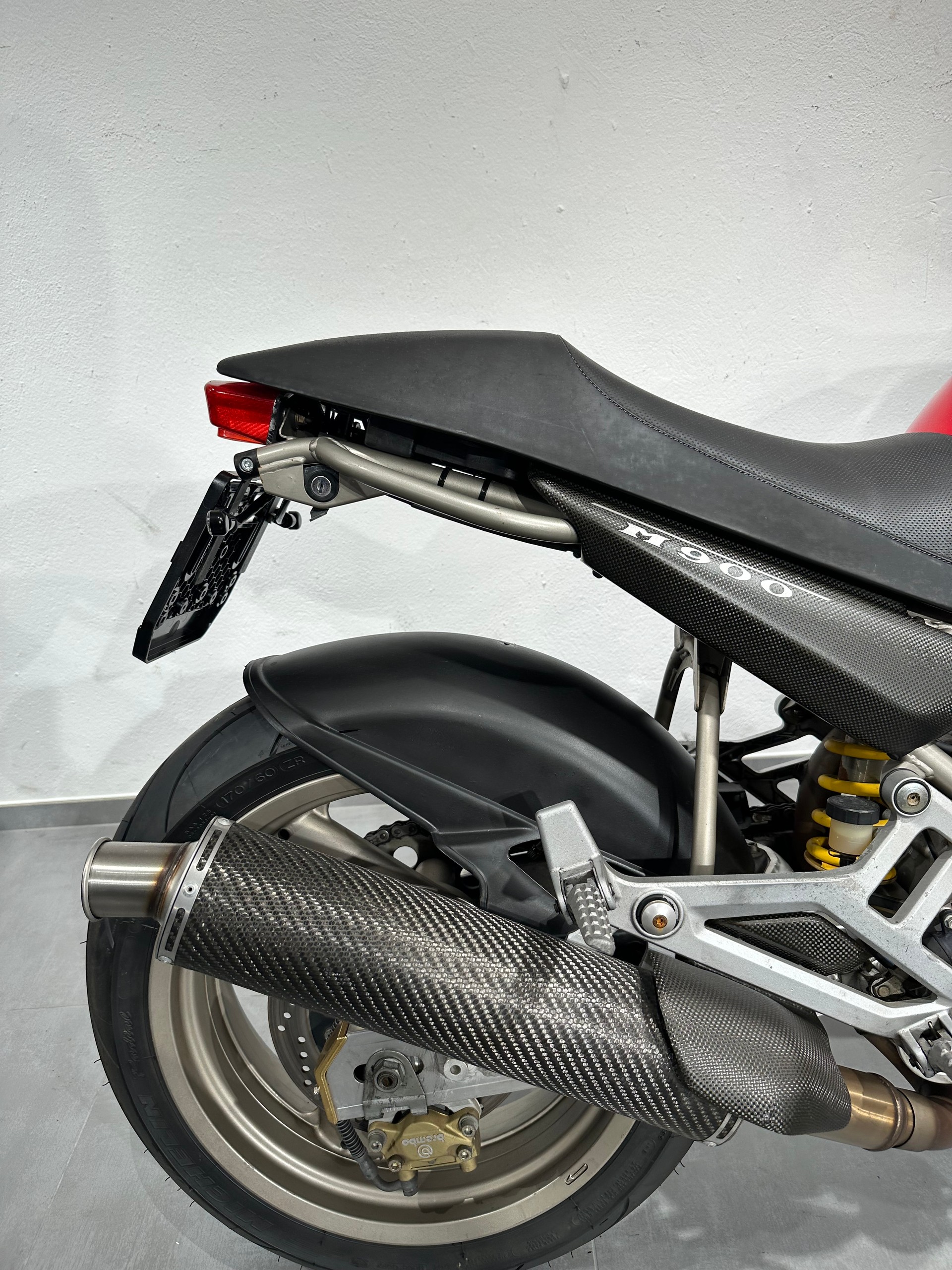 DUCATI Monster 900-image-4