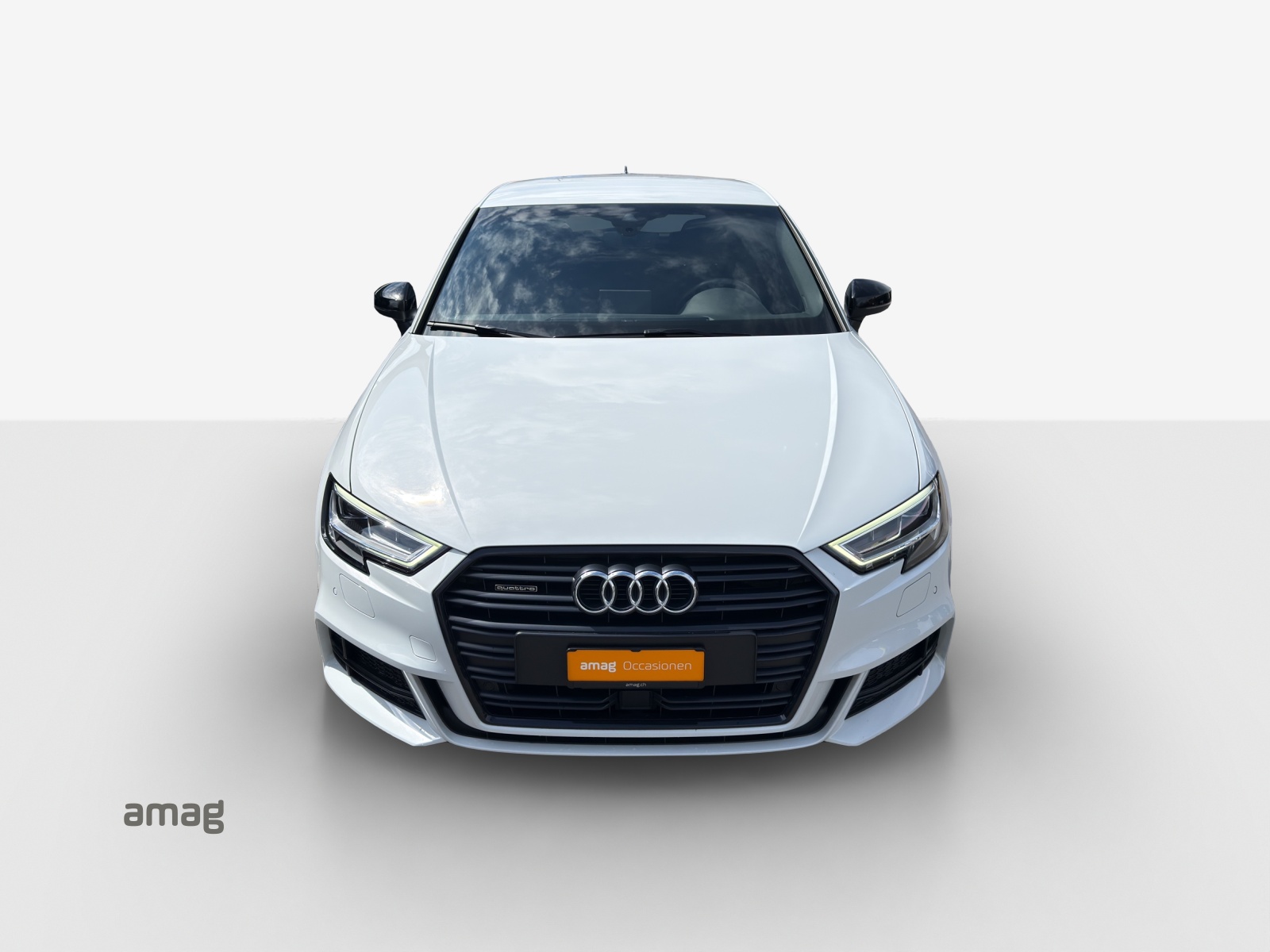 AUDI A3 Sportback 40 TFSI Sport Attraction quattro S-tronic-image-6