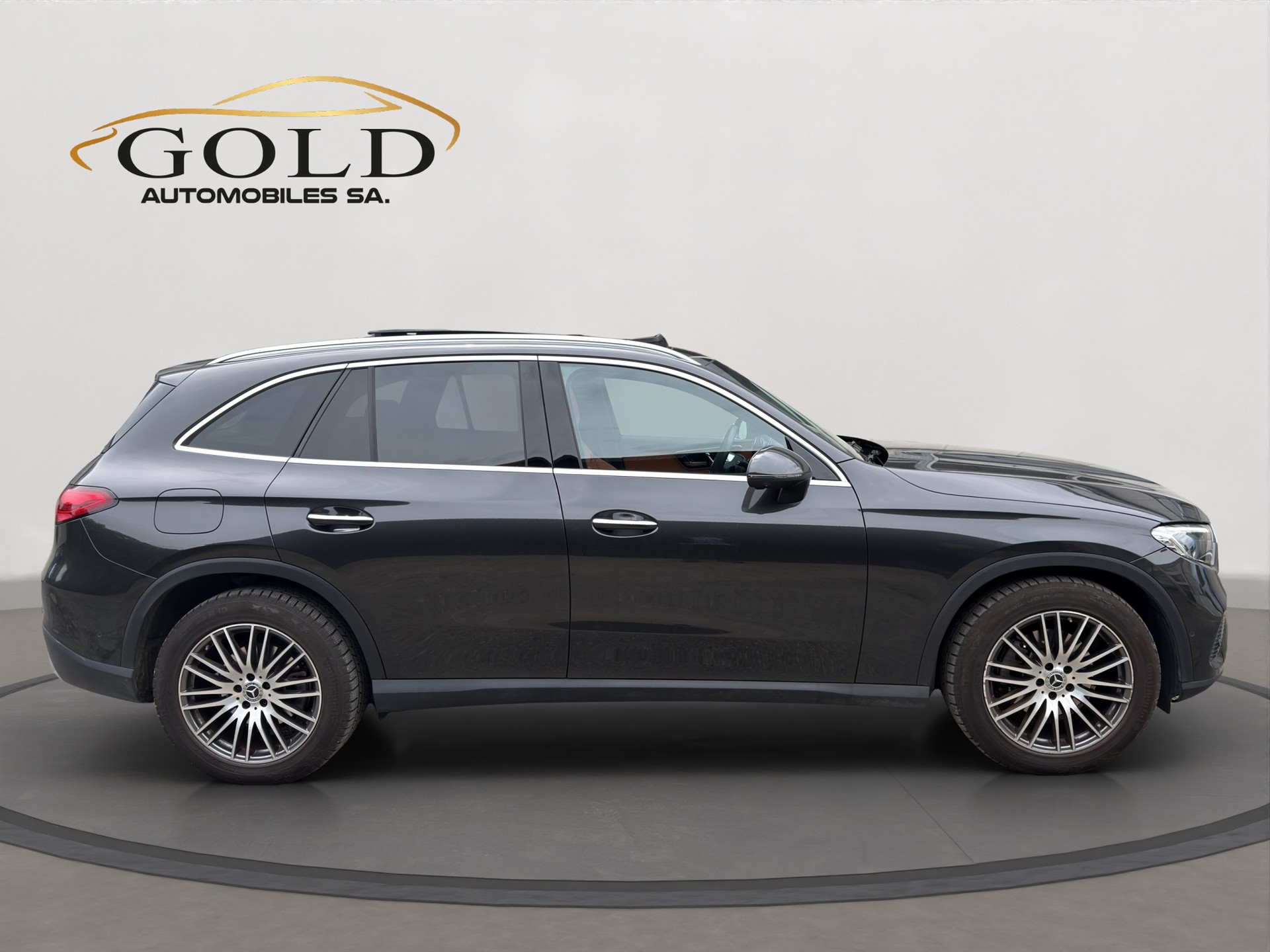 MERCEDES-BENZ GLC 200 Avantgarde 4Matic 9G-Tronic-image-11
