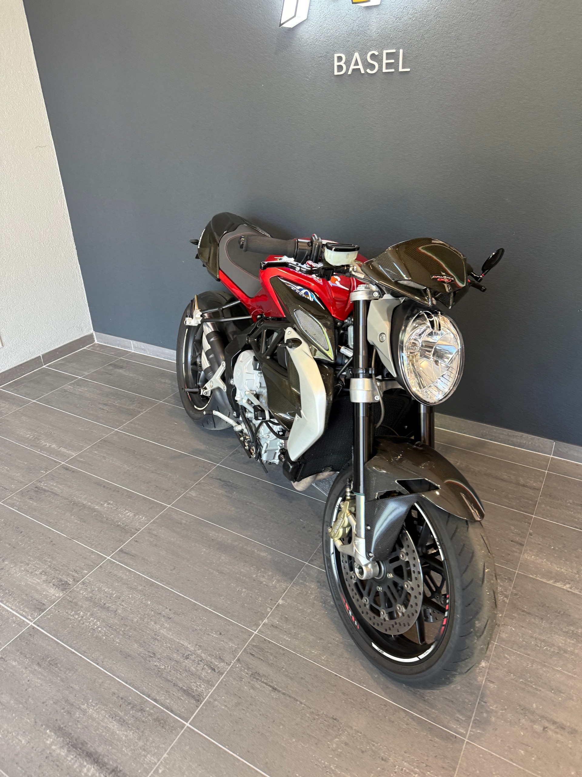 MV AGUSTA B3 Brutale 800 EAS-image-4