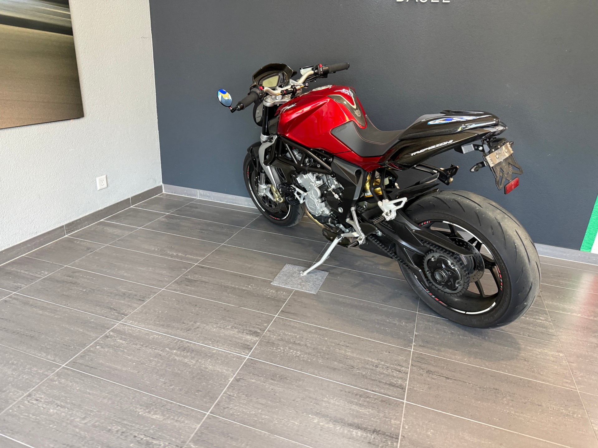 MV AGUSTA B3 Brutale 800 EAS-image-8
