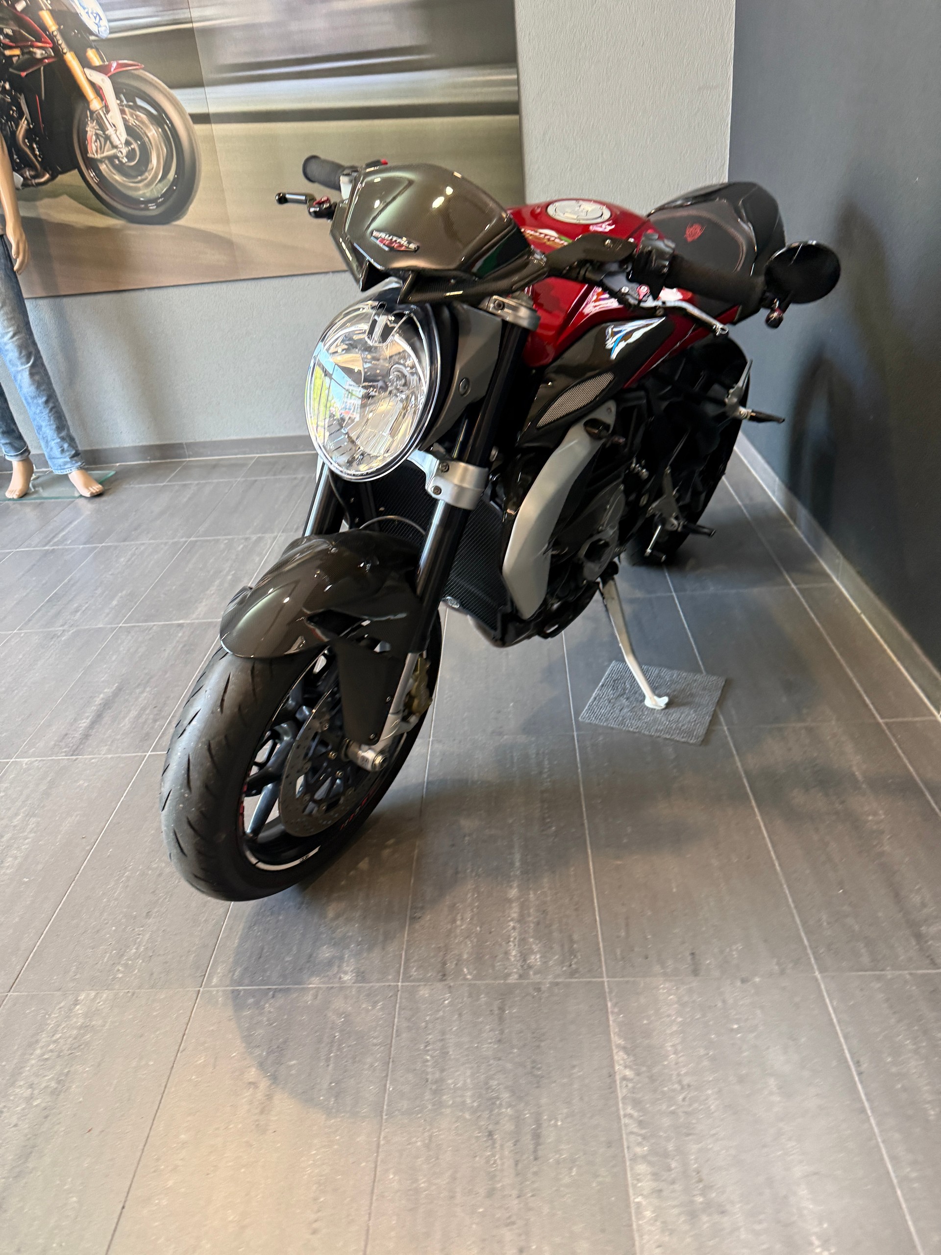 MV AGUSTA B3 Brutale 800 EAS-image-6