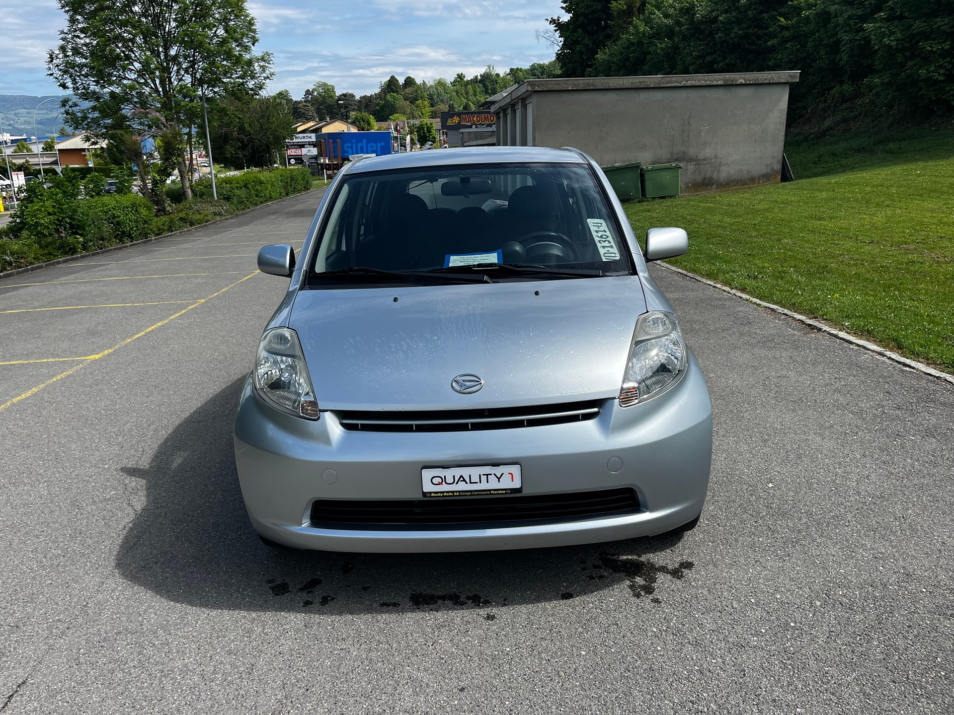 DAIHATSU SIRION-image-1