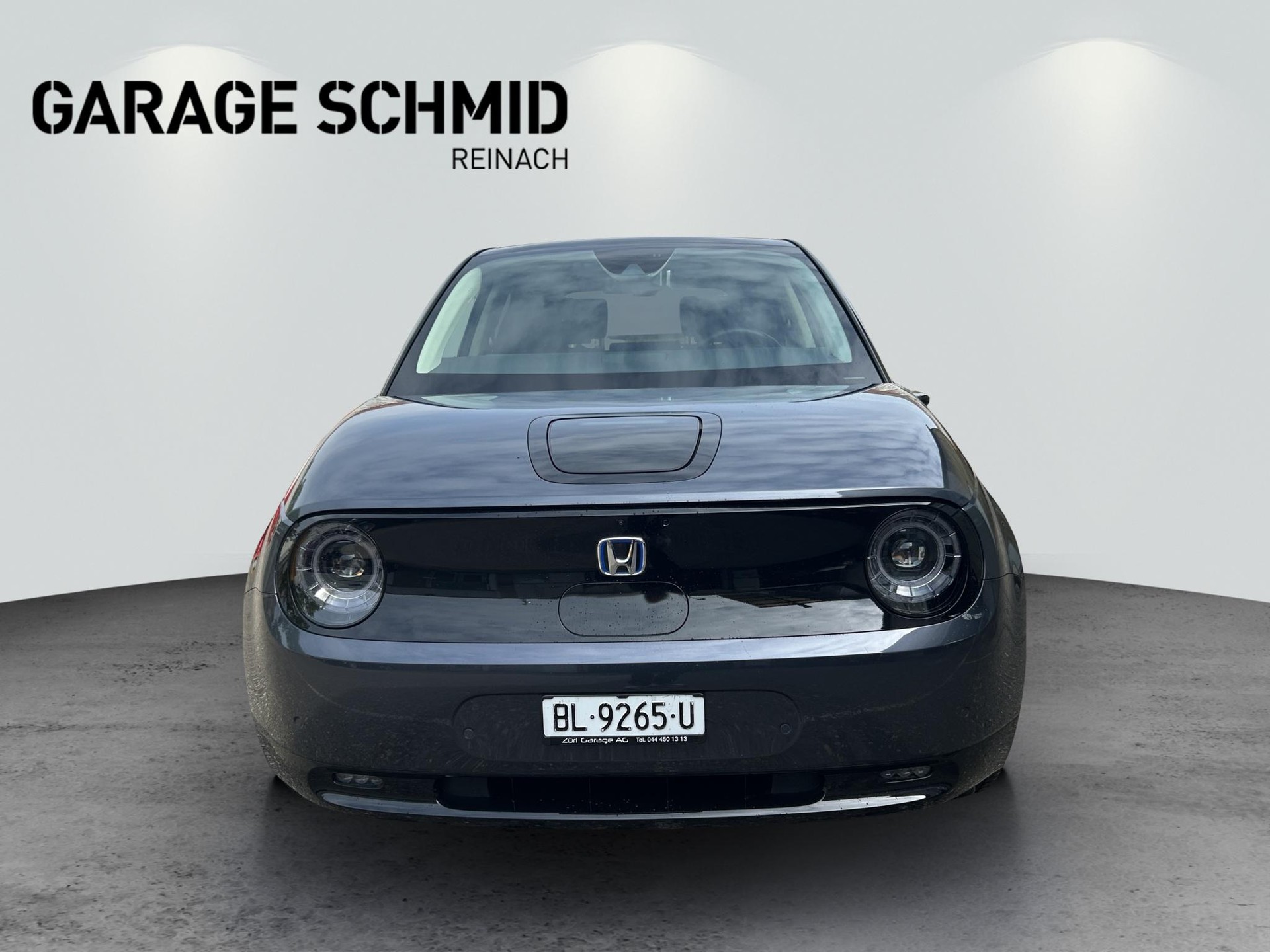 HONDA e electric Advance-showroom-element-1