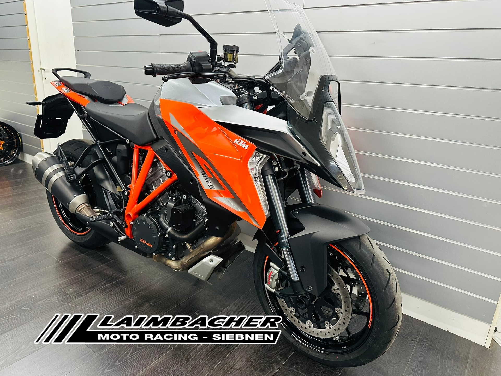 KTM 1290 Super Duke GT
