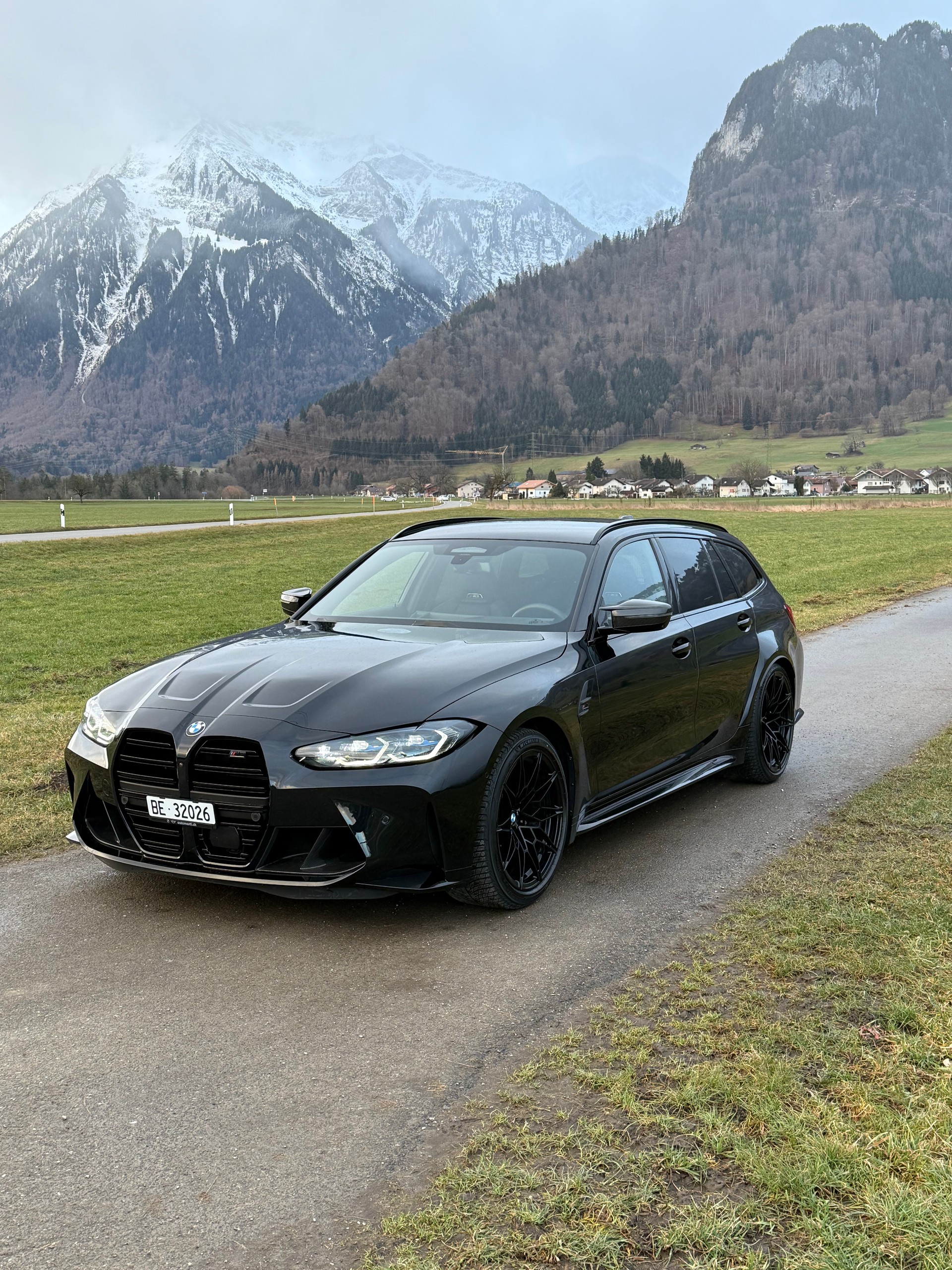 BMW M3 Competition xDrive-image-0