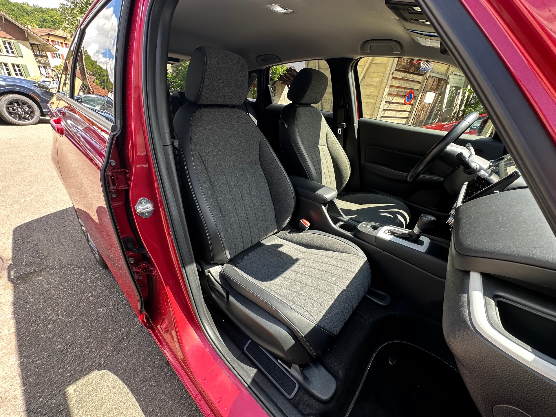 HONDA Jazz 1.5i-MMD Executive E-CVT-image-11