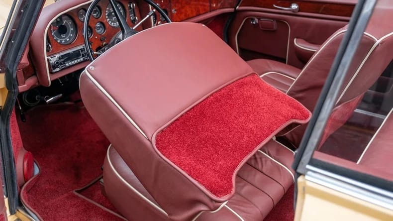 BENTLEY S3 CHINESE EYE VETERAN-image-16