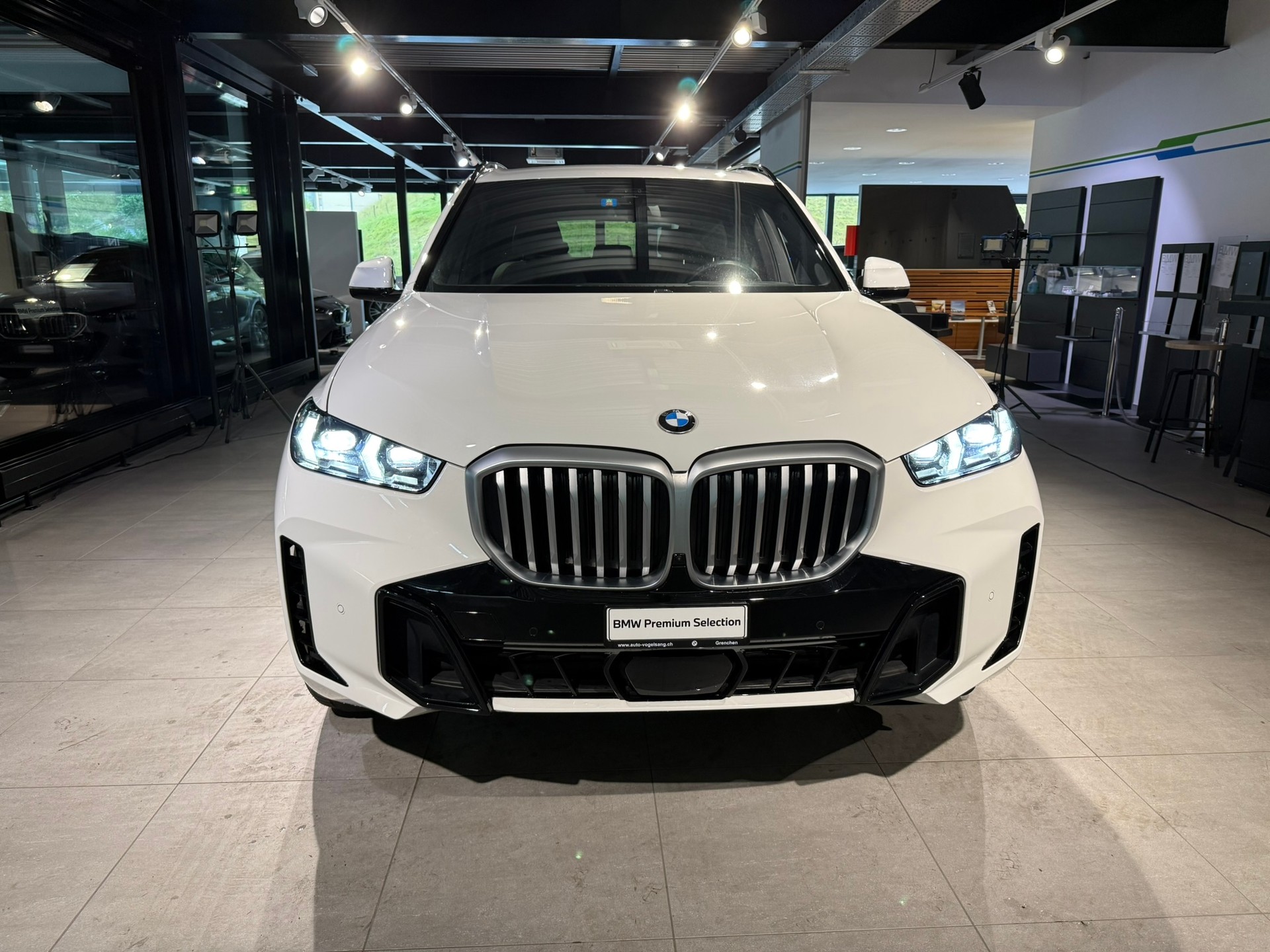 BMW X5 xDrive 48V 30d M Sport Steptronic-image-1